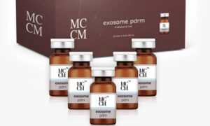 Tratamiento para ojeras y bolsas en Skin Care Center Heredia. Exosomas TRX, PDRN y kinesiolifting periocular para reducir pigmento, bolsas y mejorar la mirada.